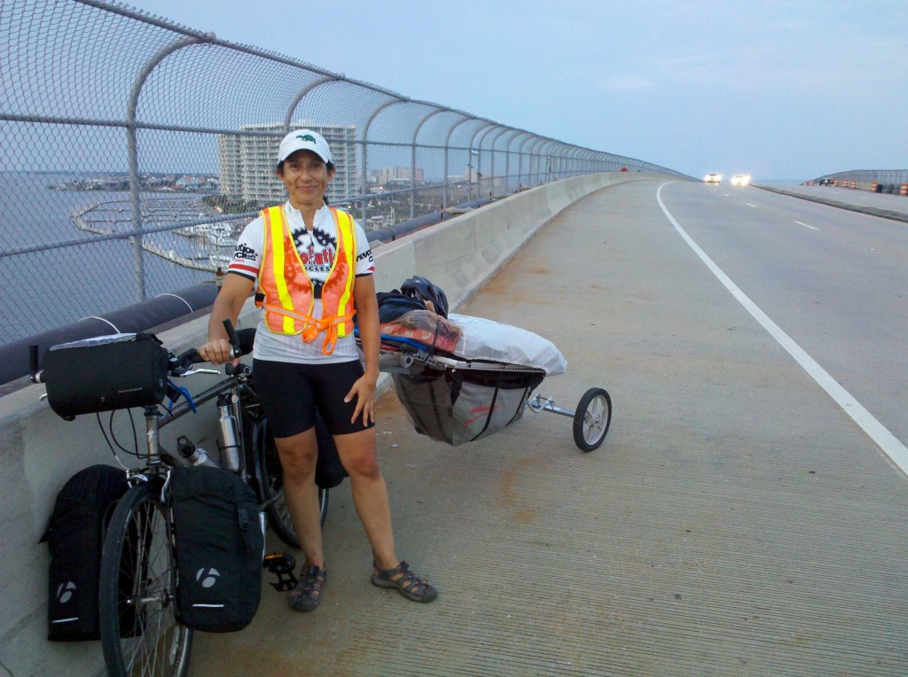 On my final mile before reaching the Florida border, I met Lori Bell, who was completing her first mile into Alabama. Lori is a very loving and energetic soul who's bicycling across America for the Nuclear Age Peace Foundation. We got to know each other for about a half hour, exchanged contact info, and proceeded in our opposite directions. Find Lori on line: www.blueturtleblog.blogspot.com