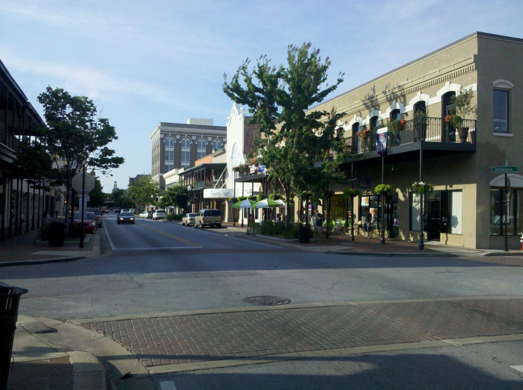 Downtown Pensacola: Palafox Street   (Only a handful more miles to go, at this point.)