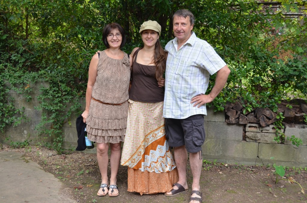 Julie & her parents