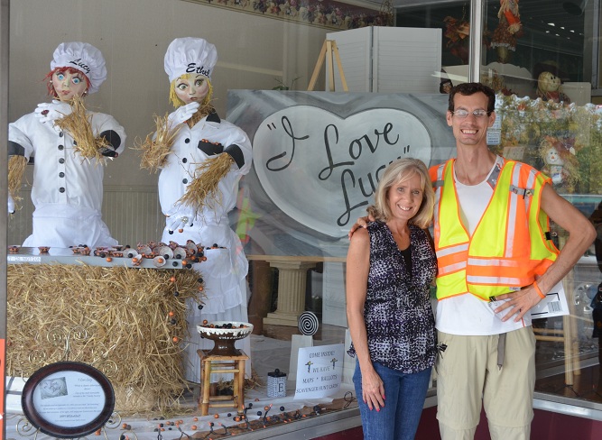Cris, a local shopowner, warmly greeted me upon arriving to Hartwell's town square. Cris spent days fashioning the scarecrows in her storefront. Scores of well-decorated scarecrows of all types are to be found all over Hartwell this month. I've never in my life seen anything like it, and absolutely love it! This pair was host Barbara's favorite!